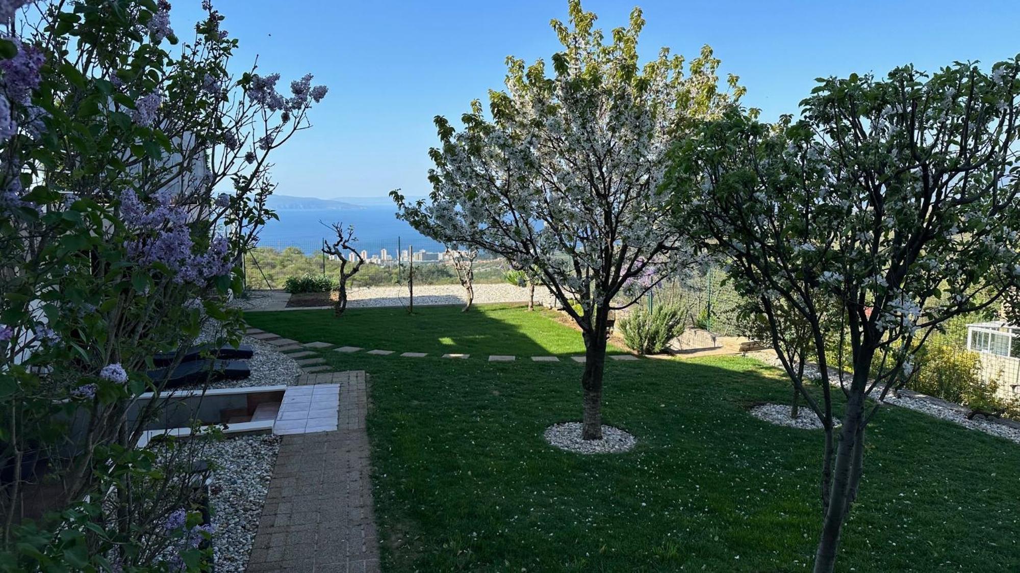 Apartmán Terra Magica Deluxe Or With Private Parking, Terrace And Sea View *