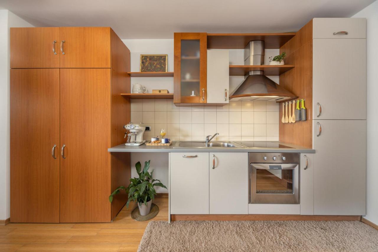 Terra Magica Deluxe Or With Private Parking, Terrace And Sea View Appartement *