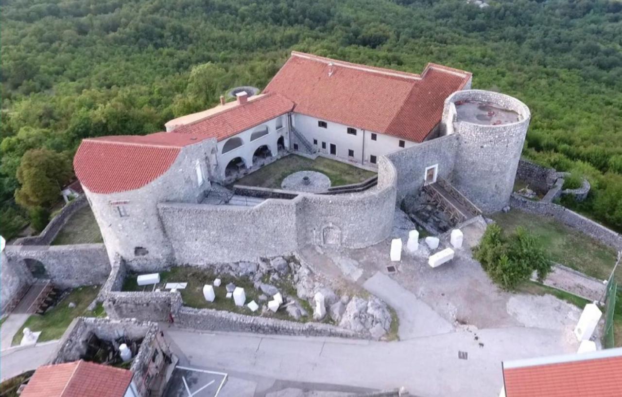 Terra Magica Deluxe Or With Private Parking, Terrace And Sea View Rijeka