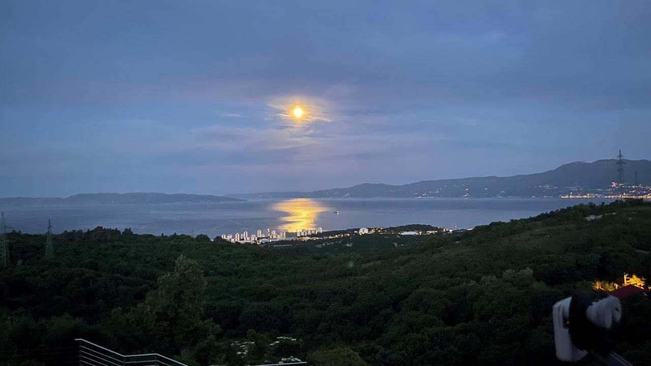 Terra Magica Deluxe Or With Private Parking, Terrace And Sea View * Rijeka