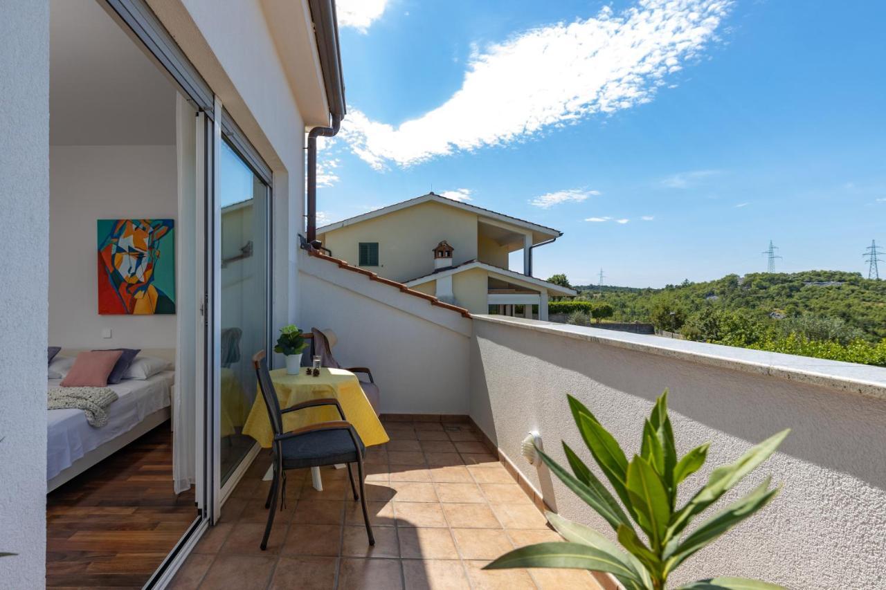 Terra Magica Deluxe Or With Private Parking, Terrace And Sea View Apartament *