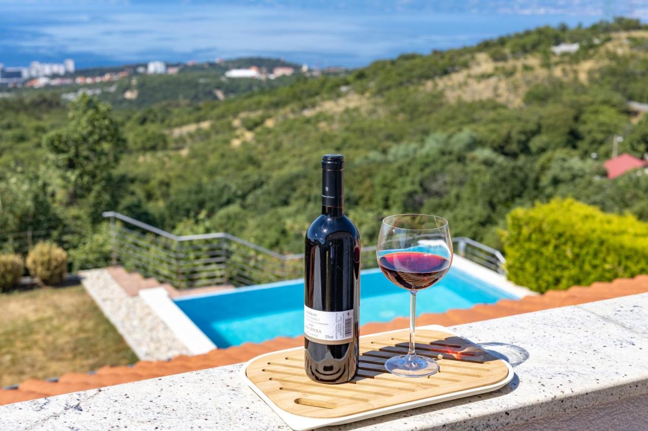 Terra Magica Deluxe Or With Private Parking, Terrace And Sea View Apartament Rijeka